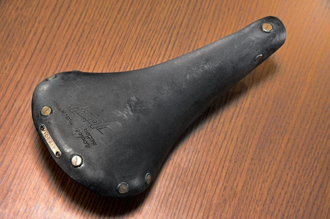 ★IDEALE 90　　【未使用品】　アルミ製支持台　コレクター用など　♪