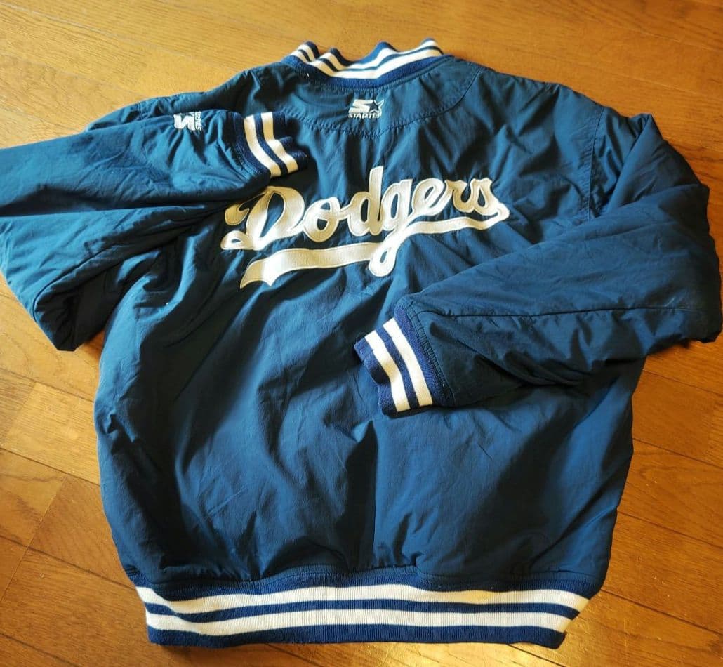 ドジャース　スタジャン　リバーシブル
