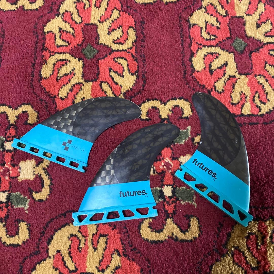 futures. サーフボードフィン Black Stix