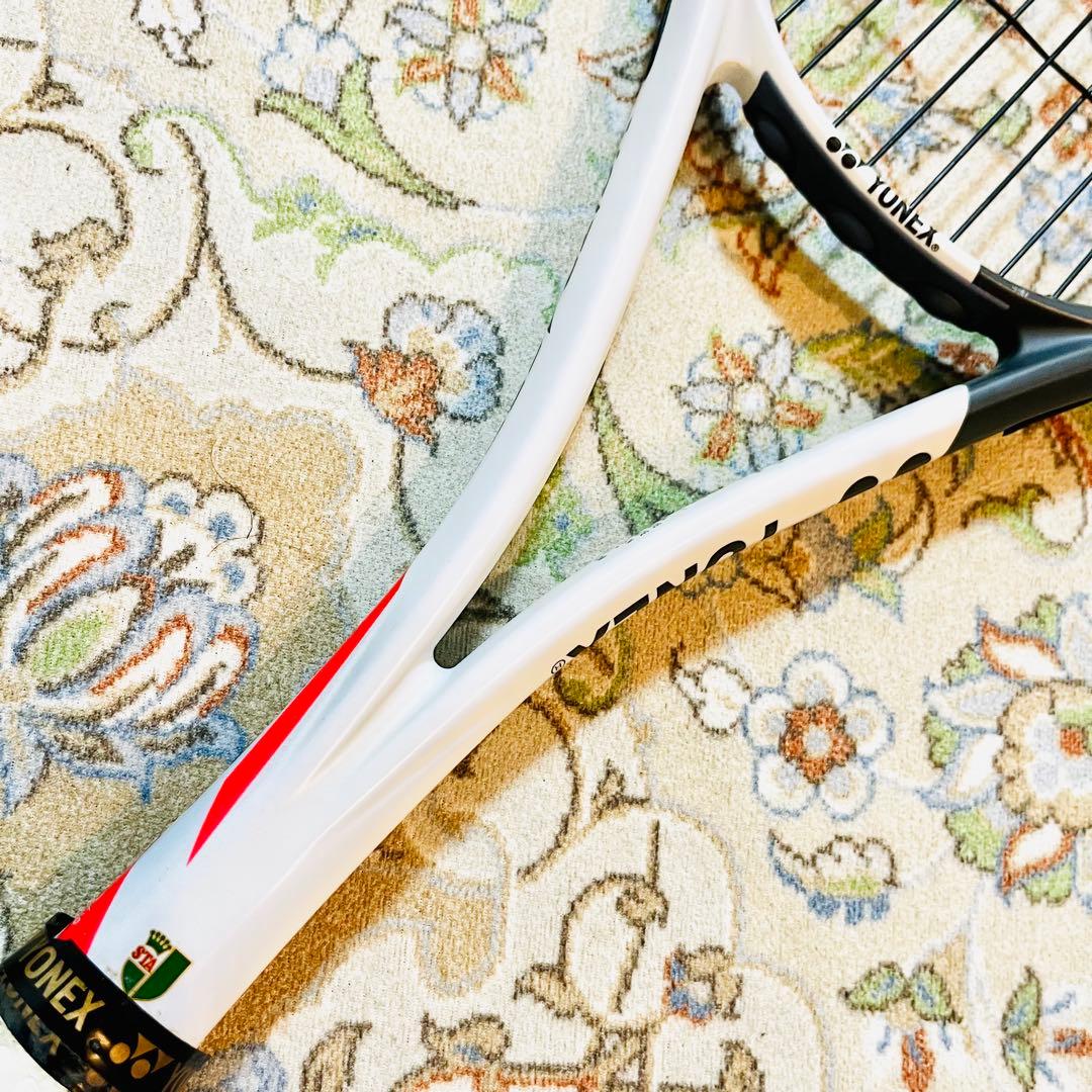 【極美品】 YONEX VOLTRAGE 7S ヨネックス ボルトレイジ テニス
