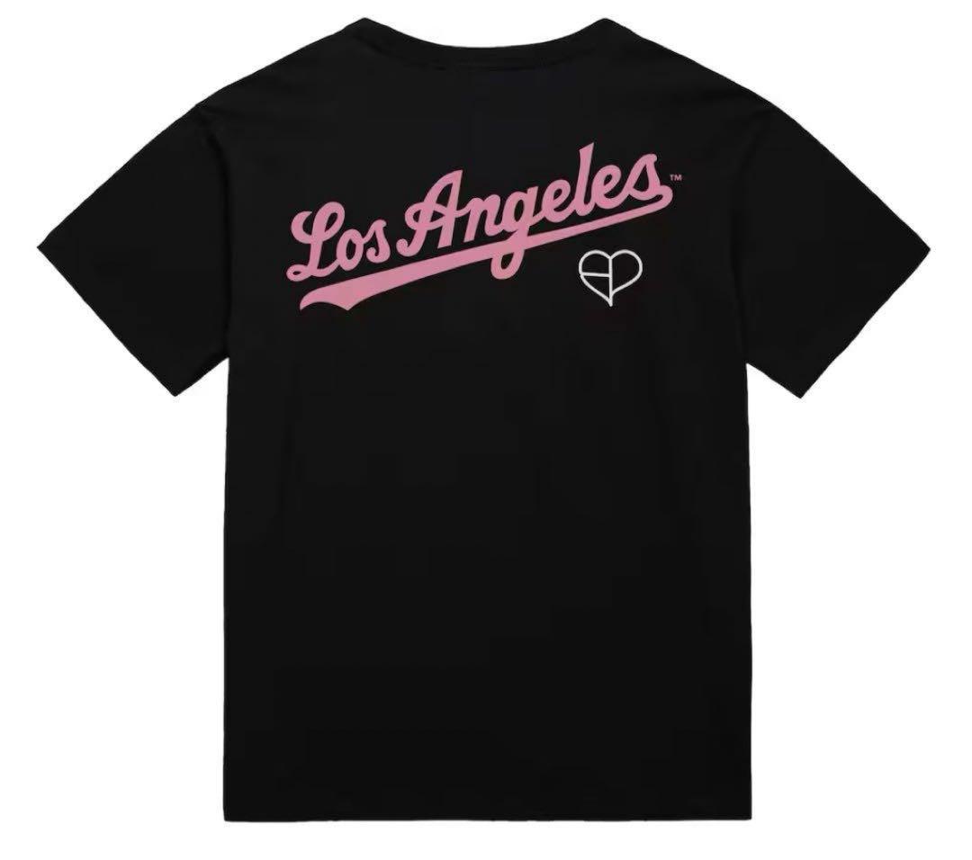 BLACKPINK × Mitchell & Ness × ドジャース　Tシャツ