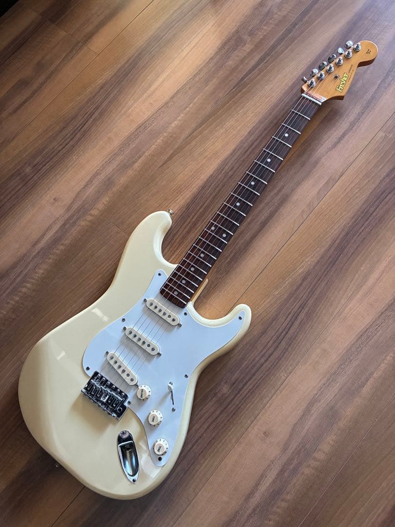 Fresher Straighter 1980年代 ストラトタイプ