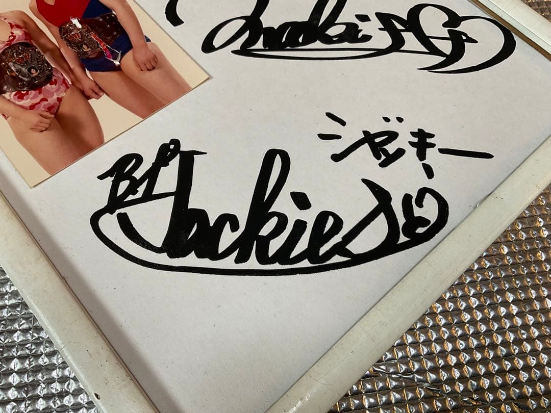 ビューティーペア／ジャッキー佐藤&マキ上田肉筆サイン色紙【昭和の女子プロレス】。