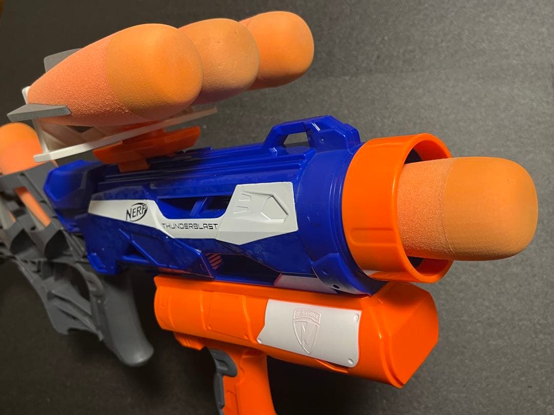 ナーフ サンダーブラスト ThunderBlast ＆ミサイルホルダー セット