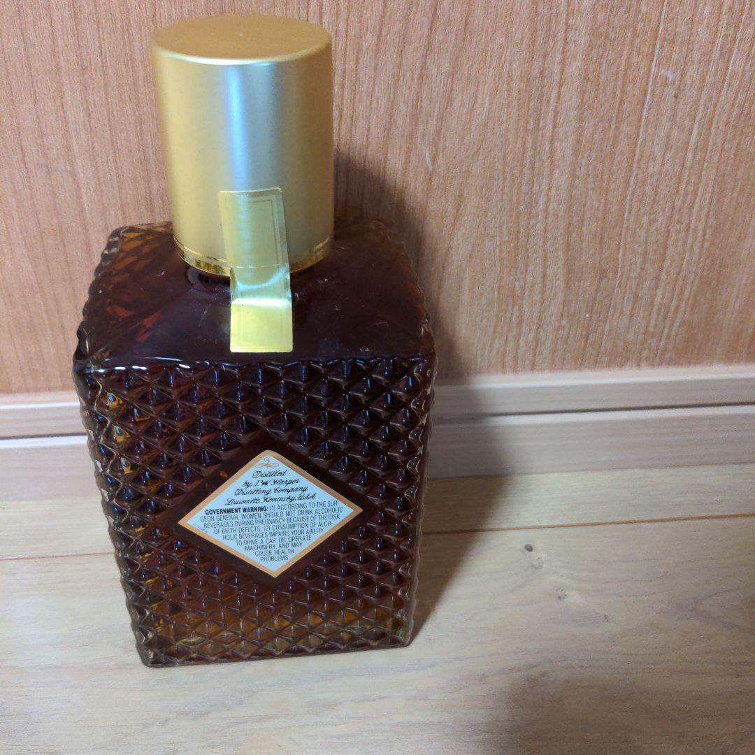 希少　未開封　　　　　　　I.W. HARPER12年ウイスキー 750ml