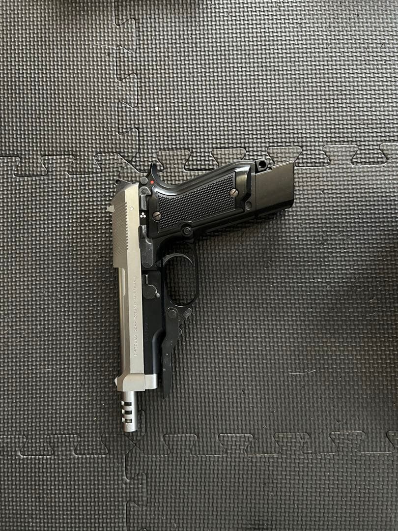 エアガン　東京マルイ　M93R