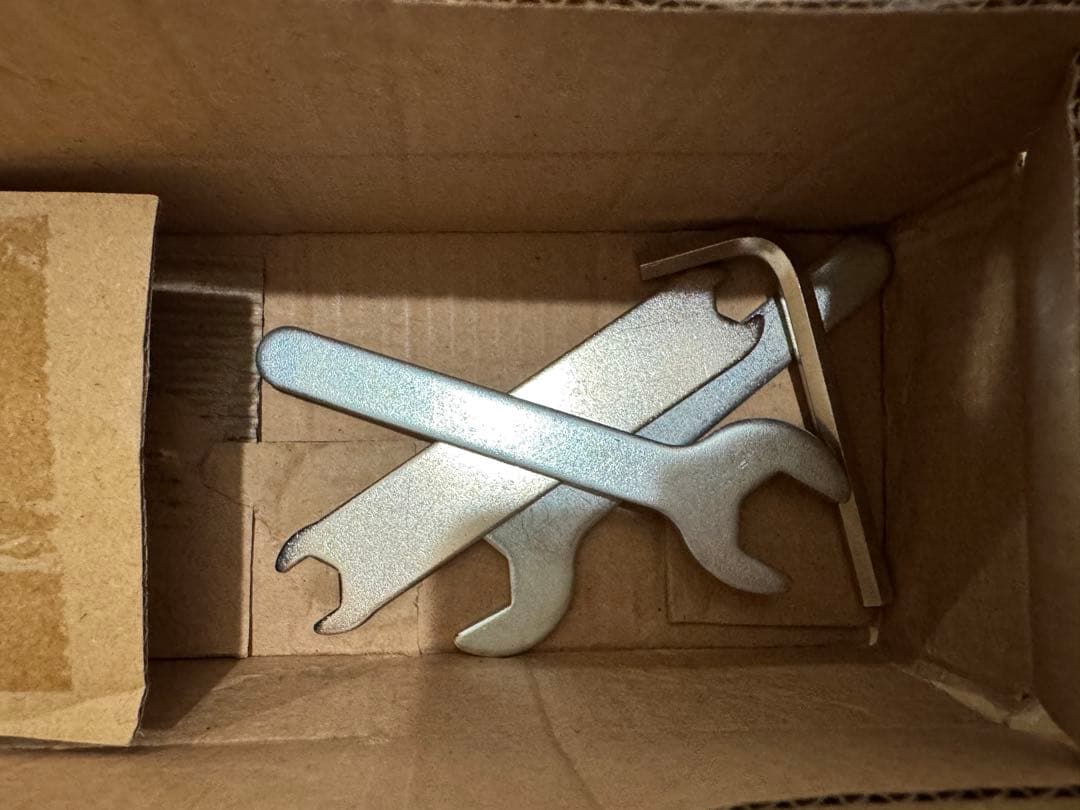 STRIDER 12 限定カラー【サファリ】　プロテクター付き