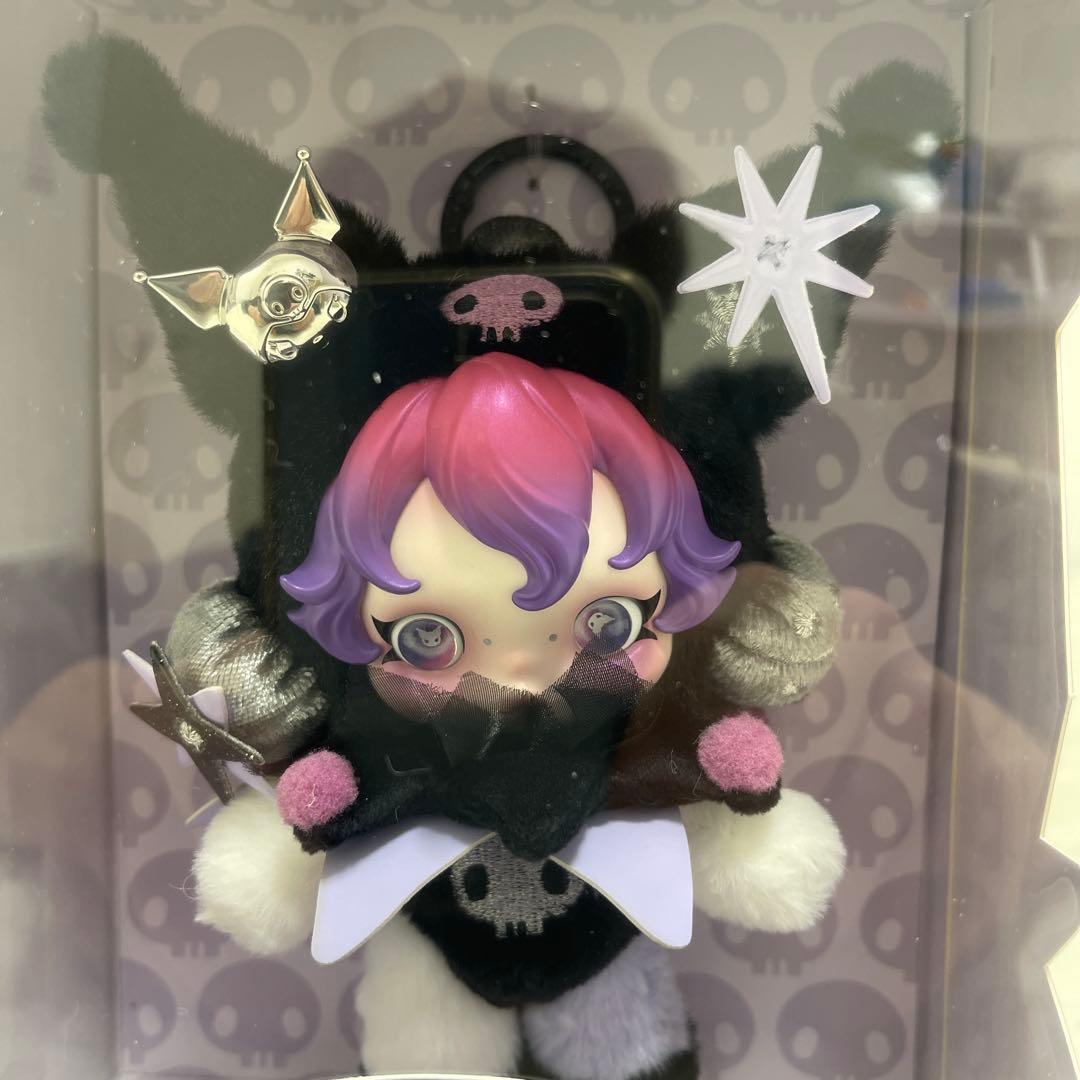 新品未使用☆POPMART SKULLPANDA×KUROMIペンダント