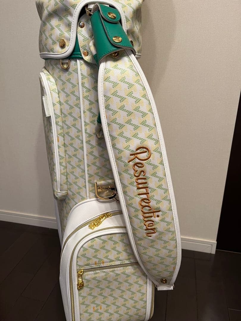 Resurrection ゴルフスタンドバッグ