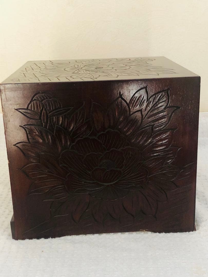 ￼日光彫 二段小引き出し