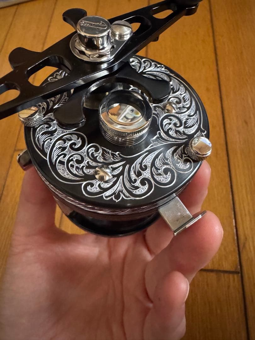 T*.様 1日限定値下げ五十鈴工業BC621SSS VINTAGE 彫金唐草アラ