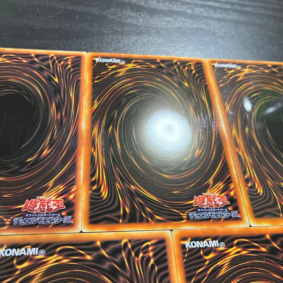 遊戯王　ブラックマジシャン　ステンレス5枚セット