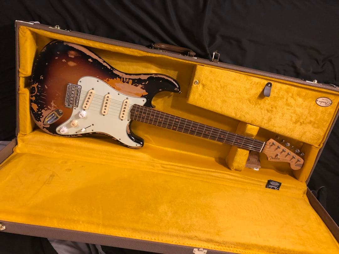 ギター Fender Stratocaster mike mccready