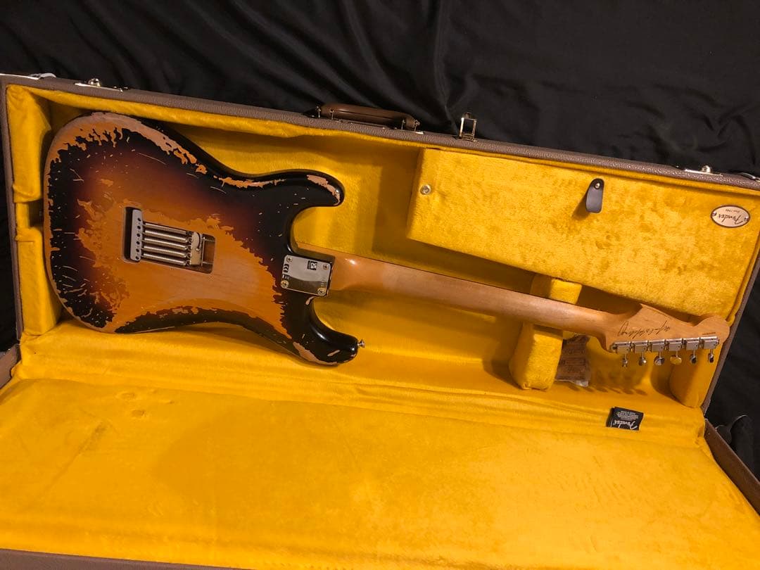 ギター Fender Stratocaster mike mccready