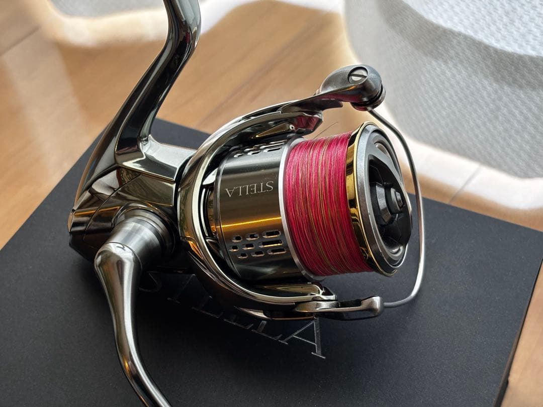 【美品】シマノ 18 ステラ 3000MHG SHIMANO STELLA