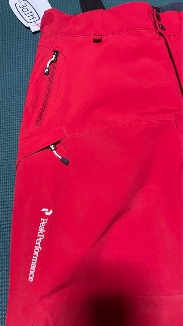 新品未使用　ピークパフォーマンス　サスペンダー付きスキーウェア