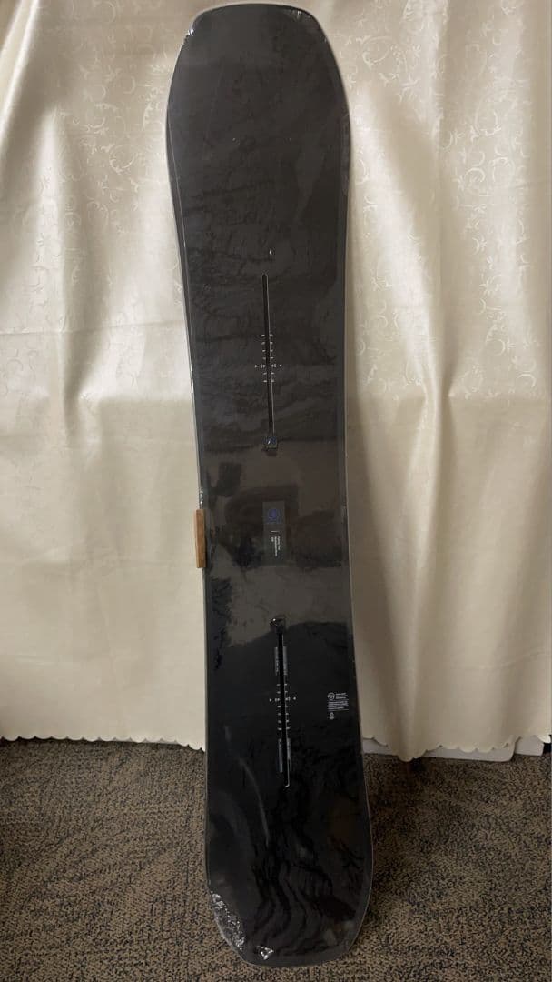 新品■Burtonファミリーツリーホームタウンヒーロー キャンバー スノーボード