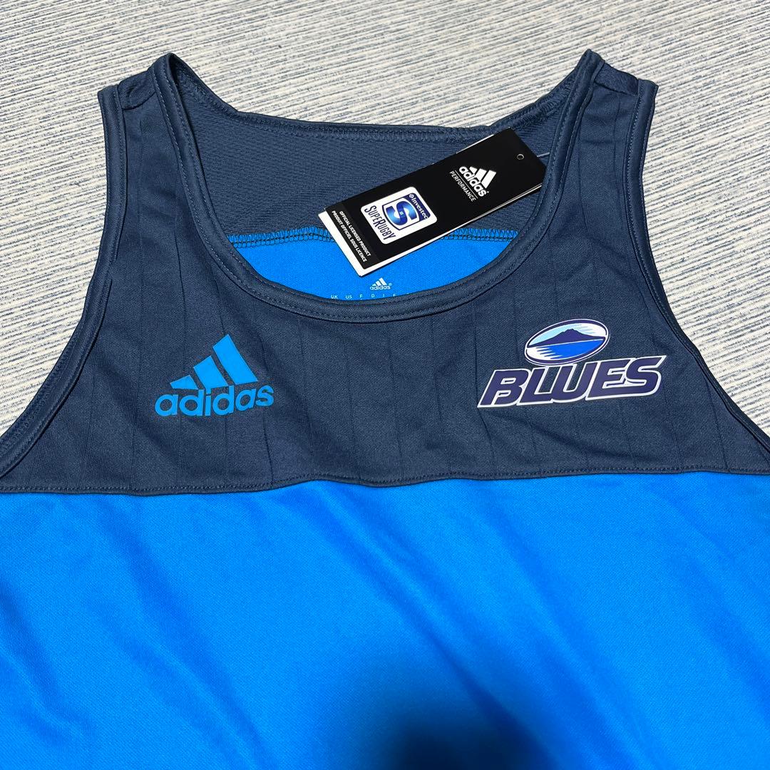 adidas ブルーズ　タンクトップ