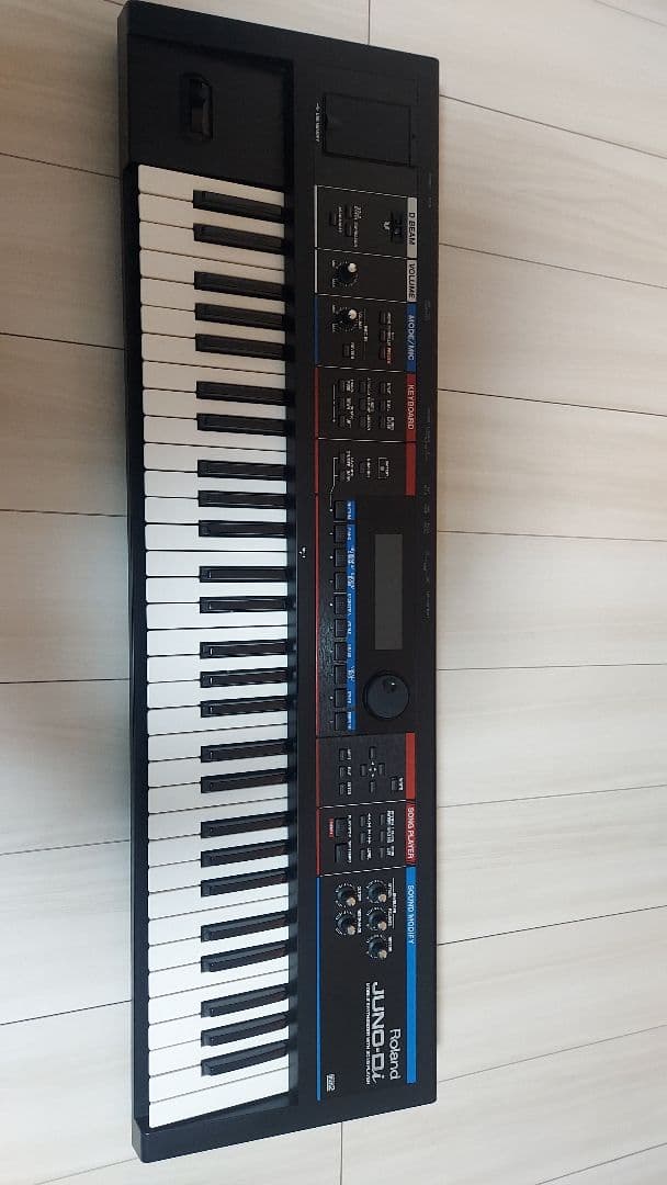 鍵盤楽器 Roland JUNO-Di