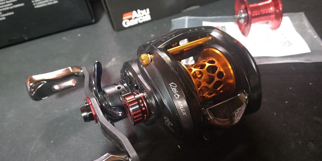 Abu Garcia11 REVO MGX ベイトリールCustom品