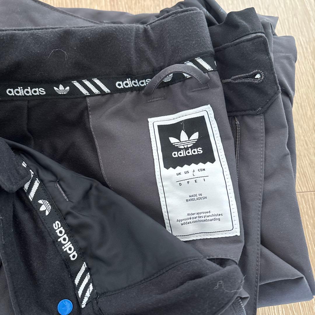 ADIDAS スノーボードウェアセット　バードン手袋　ミニ財布