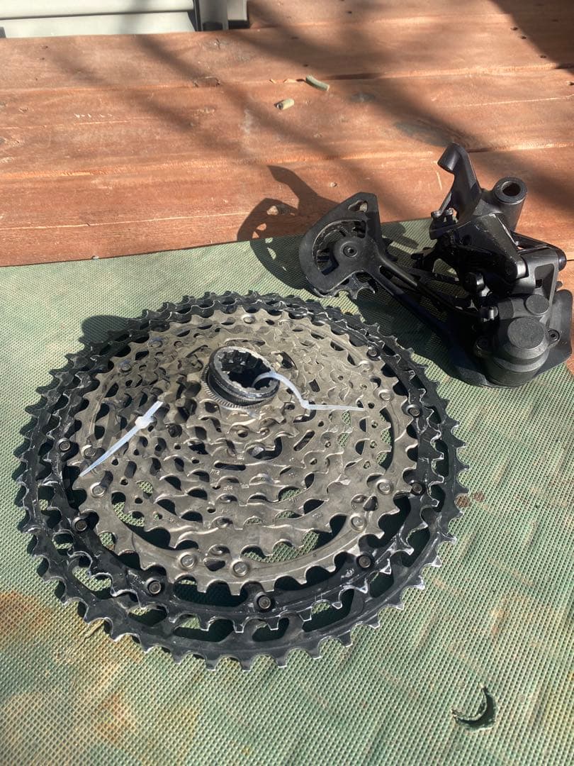 シマノ　DEORE XT M8100 リアディレーラー&カセットスプロケット