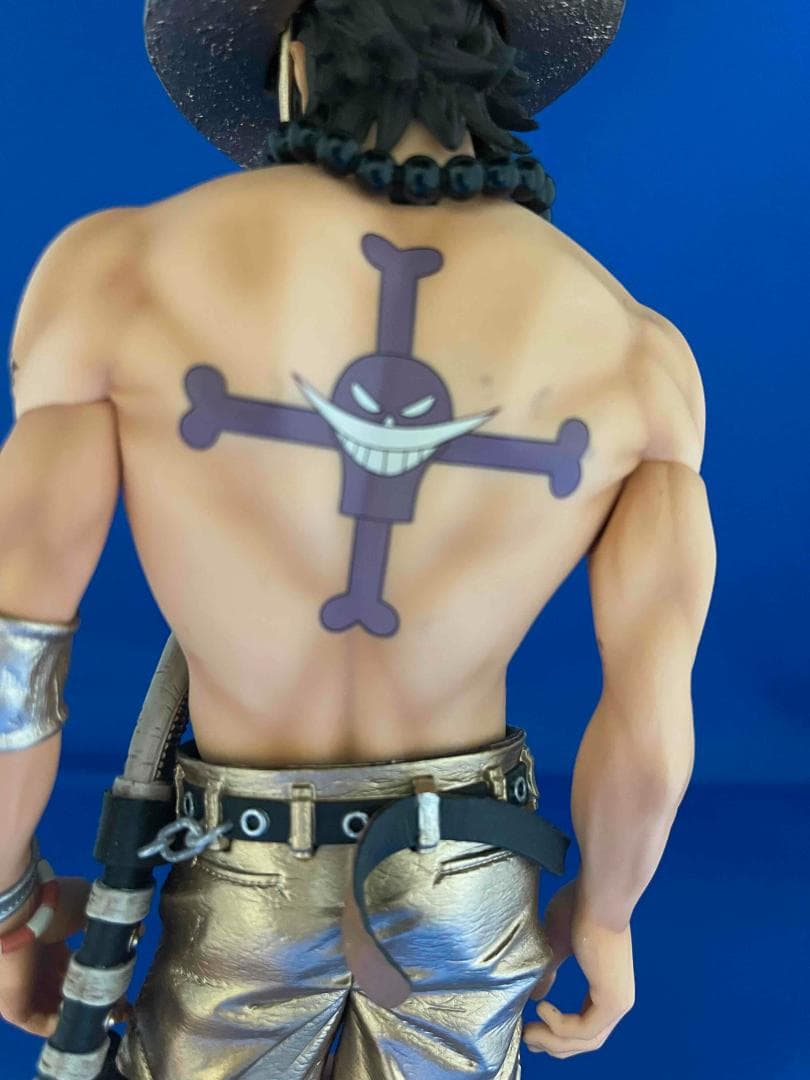 ワンピース エース フィギュア ゴールド