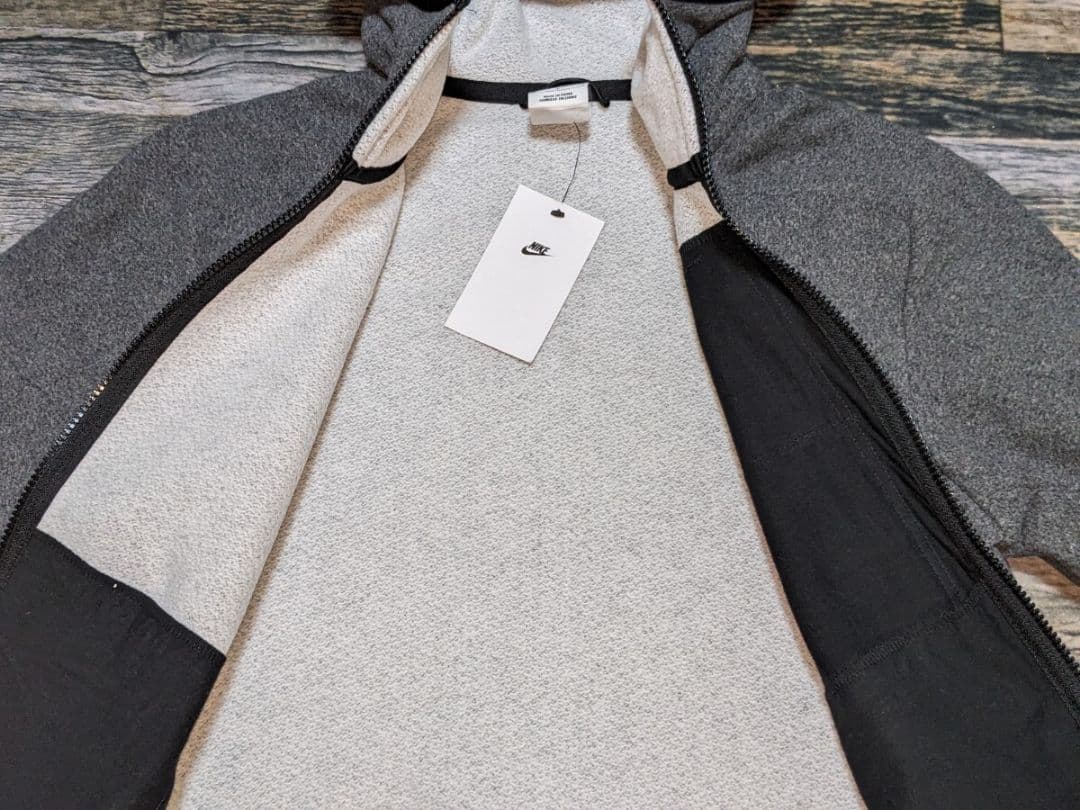 残少 S ナイキ テックフリース 上下セット　@3.4万 黒/濃灰/ダークグレー