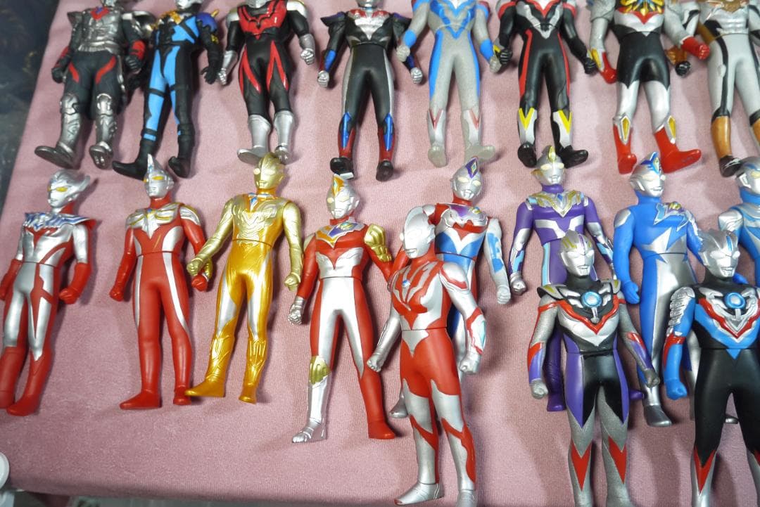 ウルトラヒーローシリーズ500　ウルトラ怪獣シリーズ500　ソフビ　101体