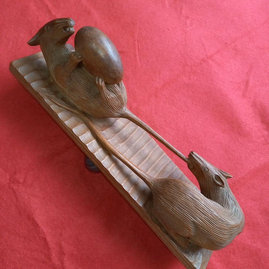 鼠　ネズミ　ねずみ　木彫り　骨董　オブジェ　天然木　古民藝　彫刻　一刀彫