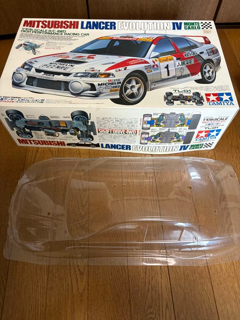 タミヤ　Mitsubishi Lancer Evolution IV