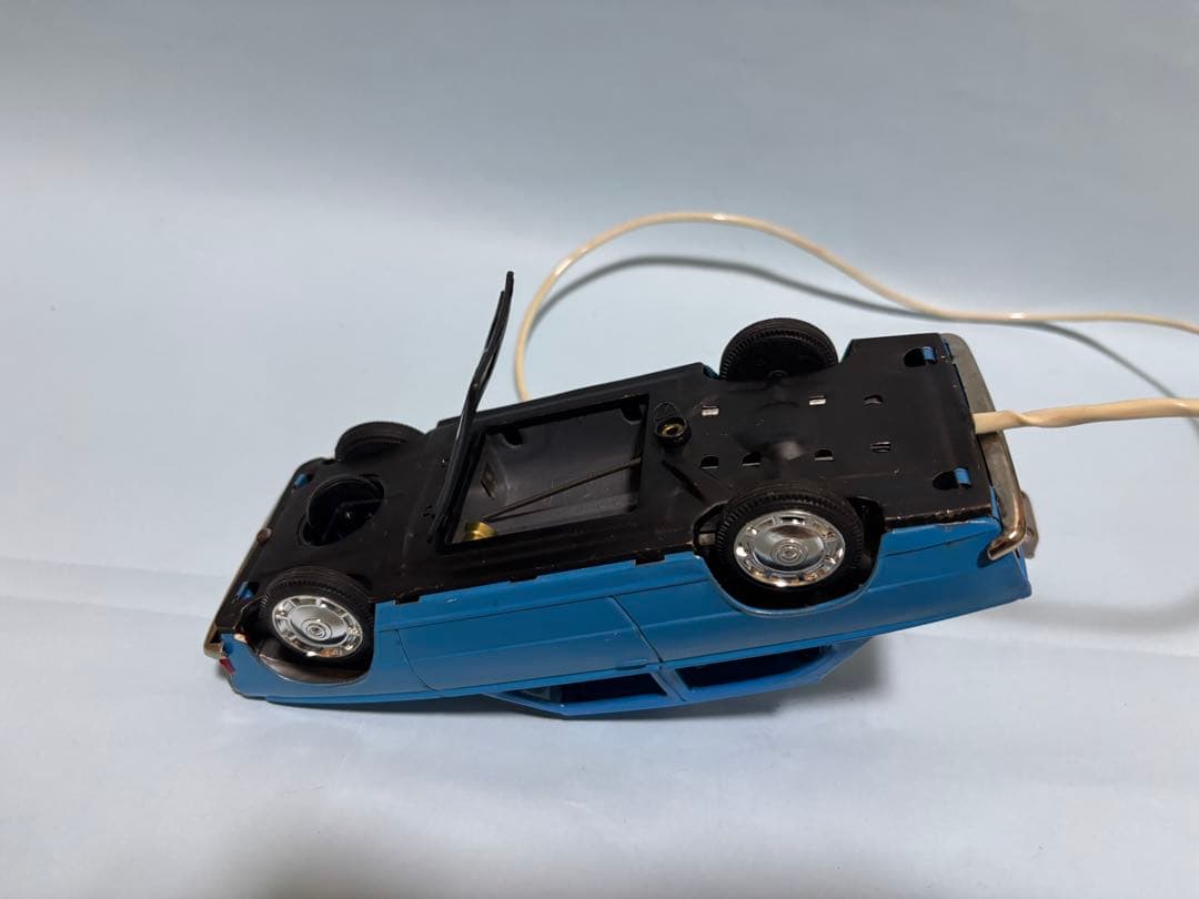 昭和レトロ　ダフ社　ブリキの　「４６」？　ワイヤーリモコン車　完動品です。
