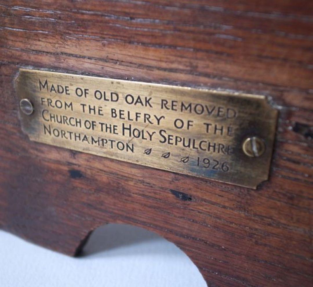 【聖墳墓教会の鐘楼から生まれたブックトラフ】イギリス アンティーク 本棚 本立て