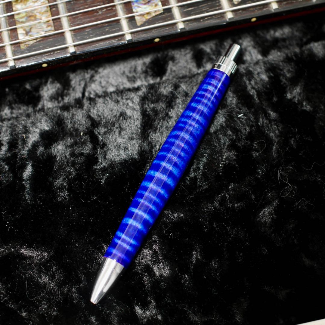 木軸ペン　ラッカー仕上げ　楽器　ギター　青