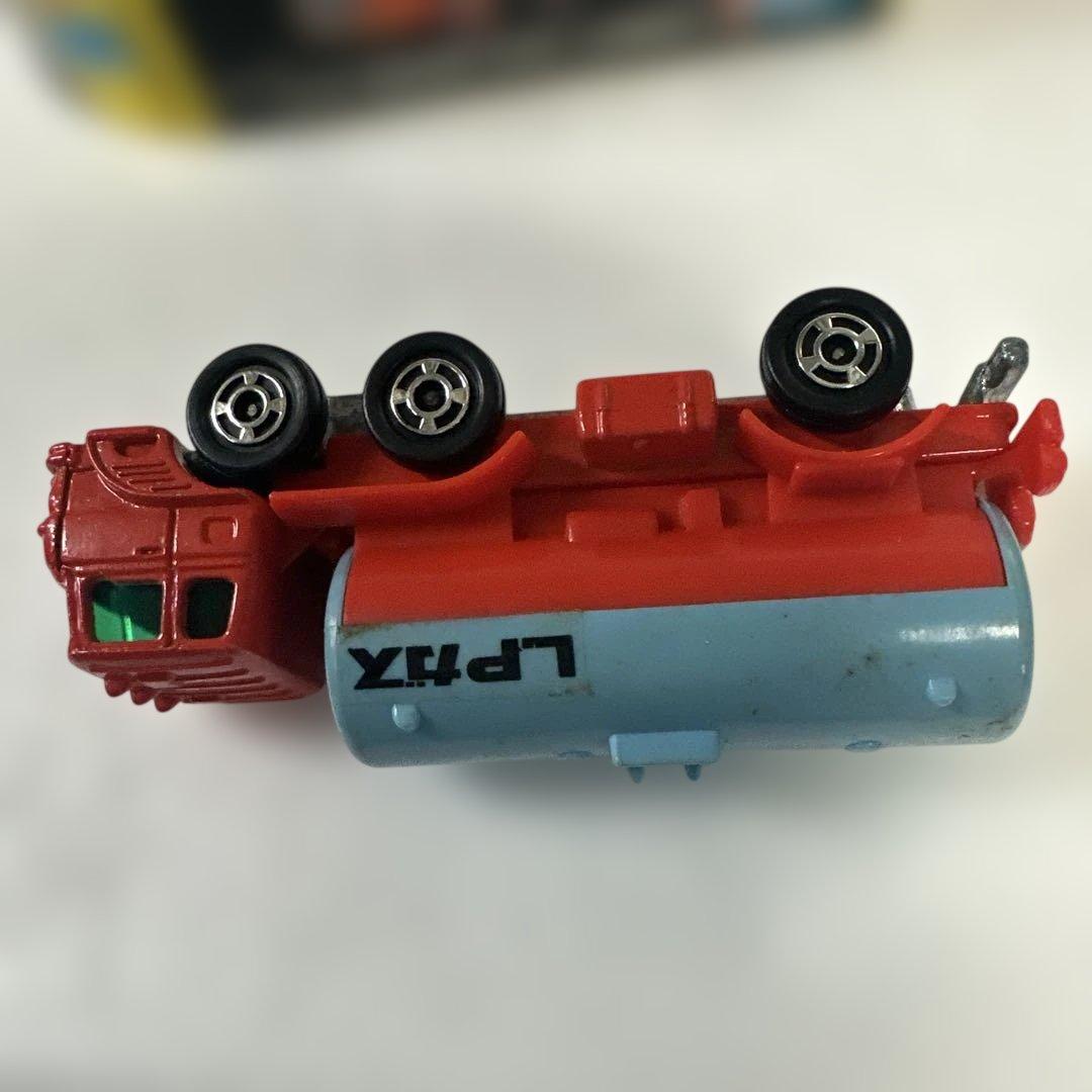 トミカ黒箱No.91ヴィンテージ Fuso LPG LORRY