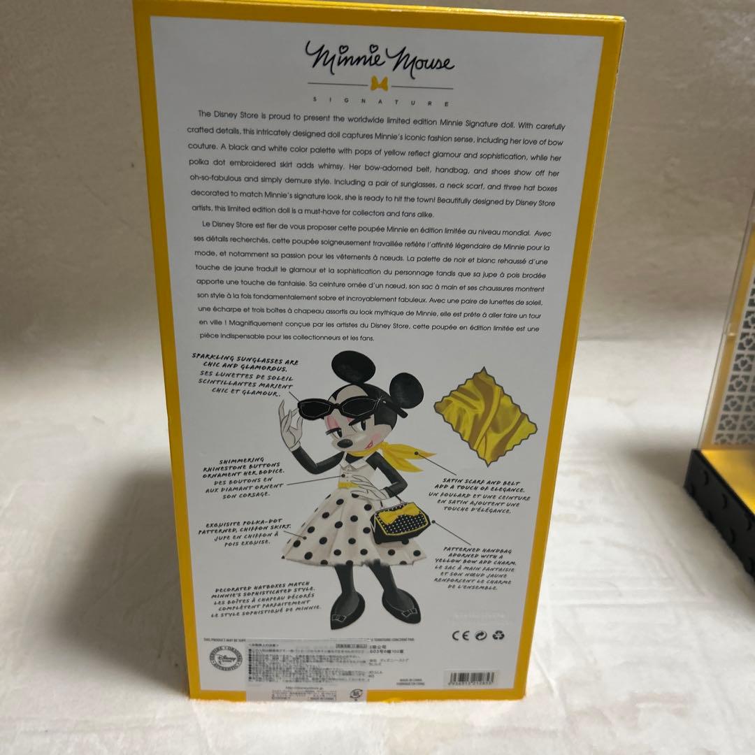 ミニーマウス　シグネチャードール　4000体限定品