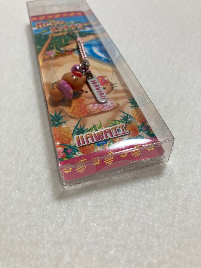ハローキティ ハワイ限定 パイナップル ストラップ　根付け　ご当地キティ