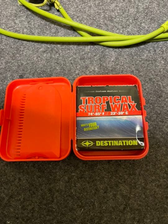 サーフボード一式です。　収納袋、フィン、リーシュコード、ワックスは新品です。