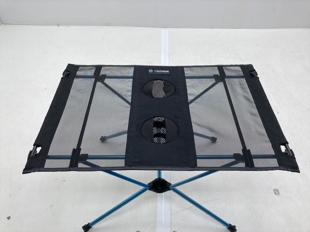 Helinox 折りたたみメッシュテーブル