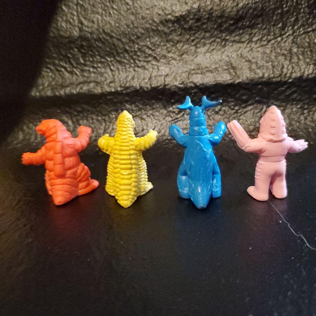 ウルトラ怪獣 消しゴム4体 レッドキング他 ©円谷 / Ultraman