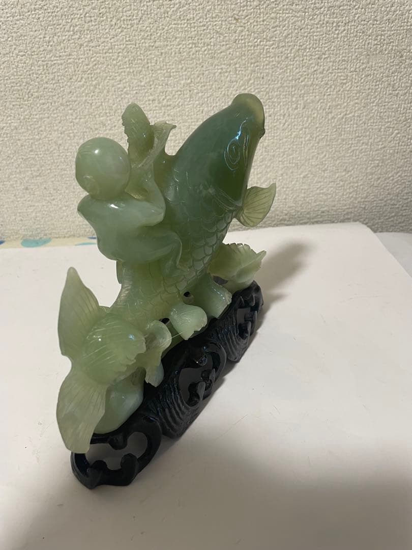 專用です　翡翠玉石彫刻　· 鯉と童子　置物　天然石