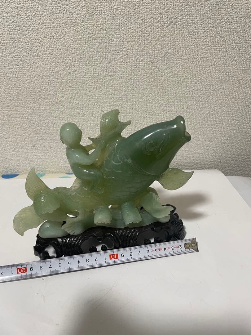專用です　翡翠玉石彫刻　· 鯉と童子　置物　天然石