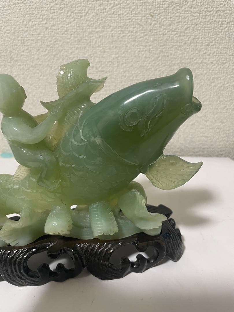 專用です　翡翠玉石彫刻　· 鯉と童子　置物　天然石