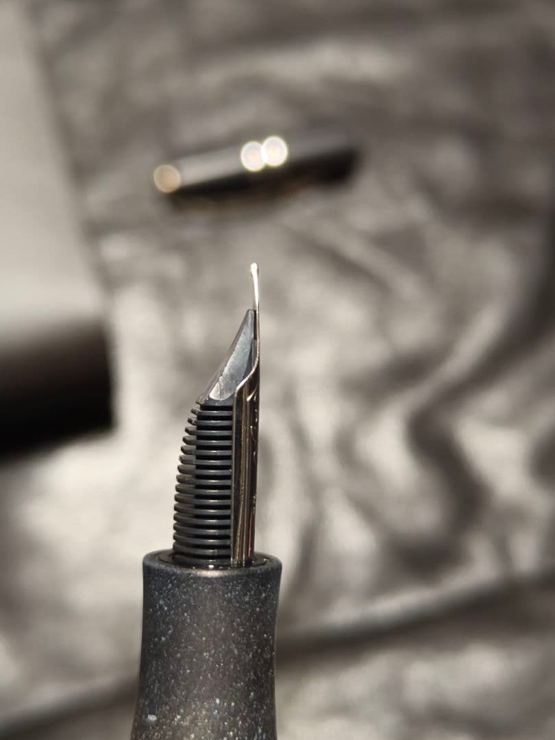 Visconti HomoSapiens マリーンスティール オーバーサイズ