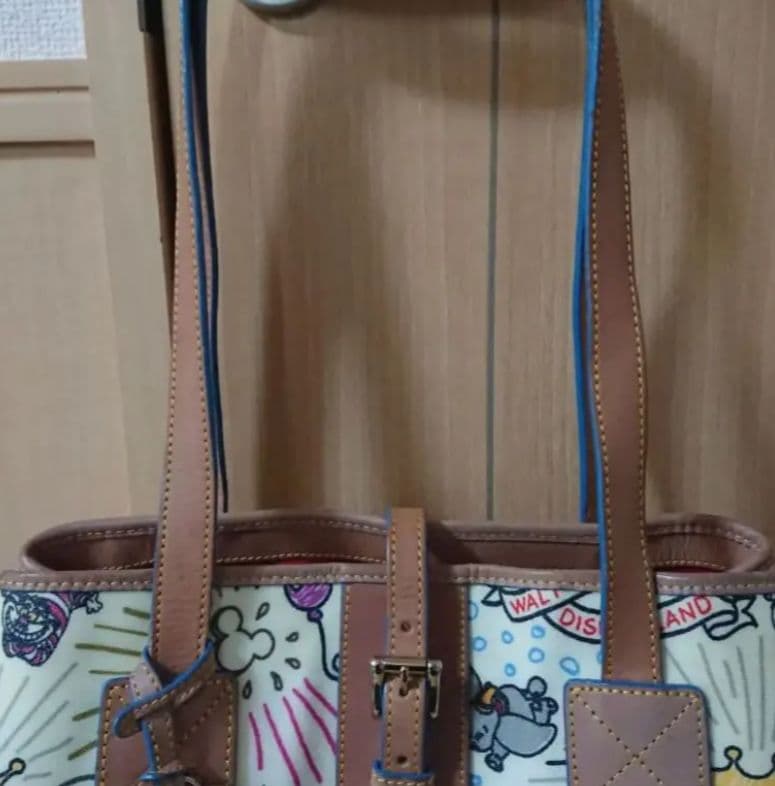 Dooney&Bourke ドゥーニーアンドバーク ディズニーコラボトートバッグ