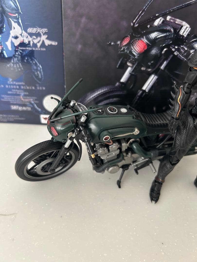 S.H.Figuarts 仮面ライダーBLACK SUN ブラックサン