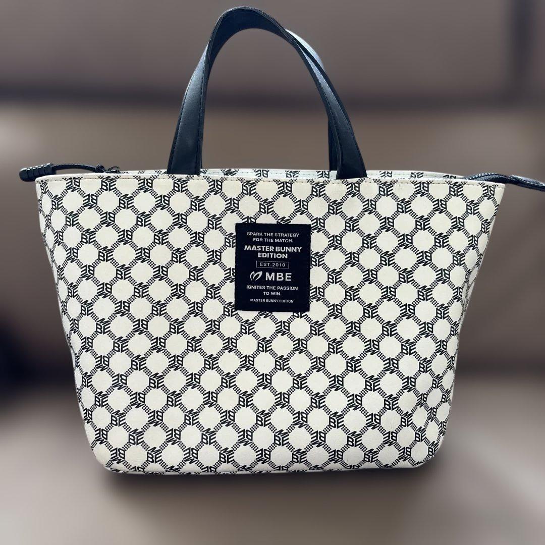 MASTERS BUNNY EDITION カートバッグ&ボールポーチ