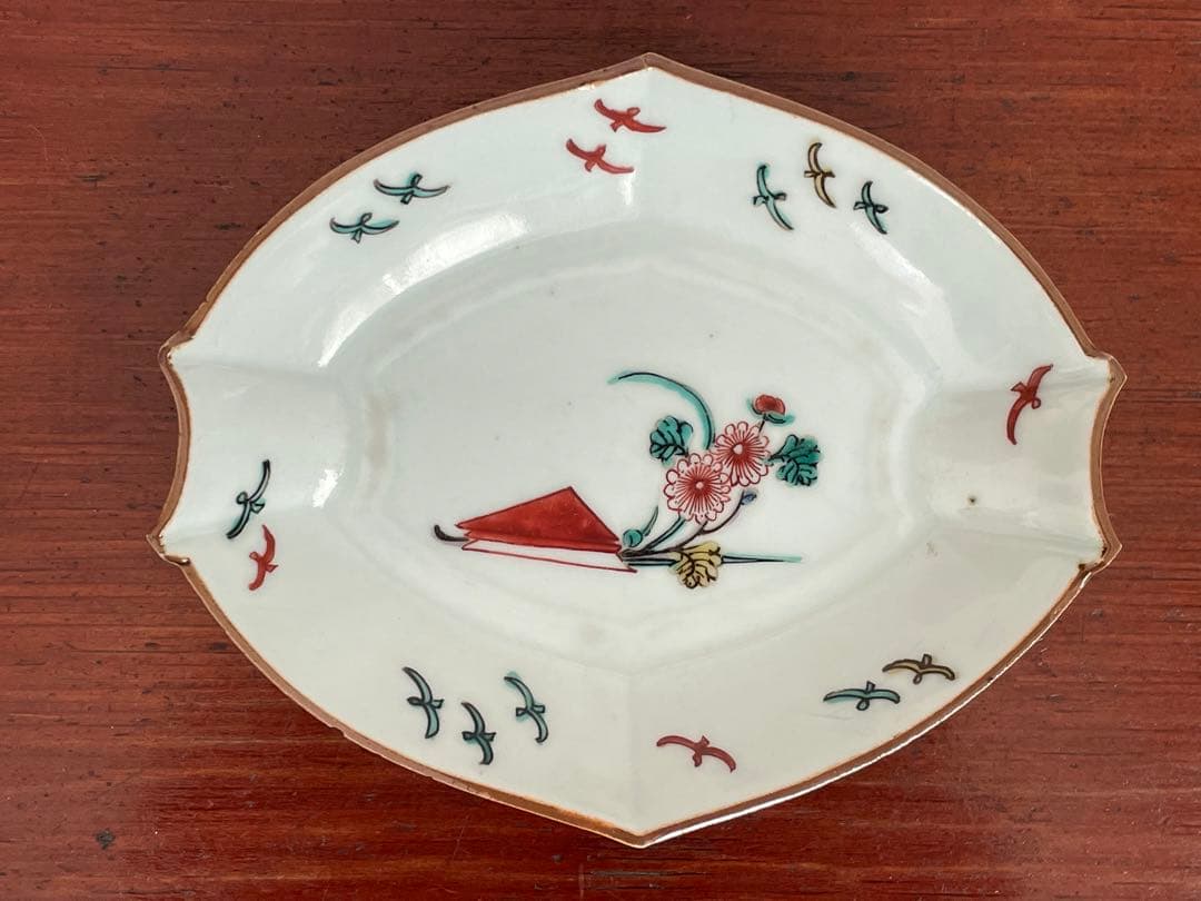 骨董　アンティーク　色絵古九谷　菊図　変形皿　小皿　重陽節句　古九谷　初期伊万里