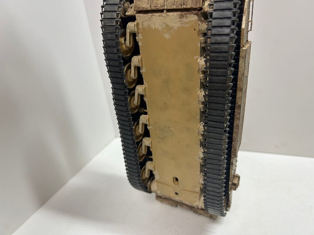 タミヤ　1/35 チャレンジャー1 mk.3 完成品 戦車　模型　プラモデル