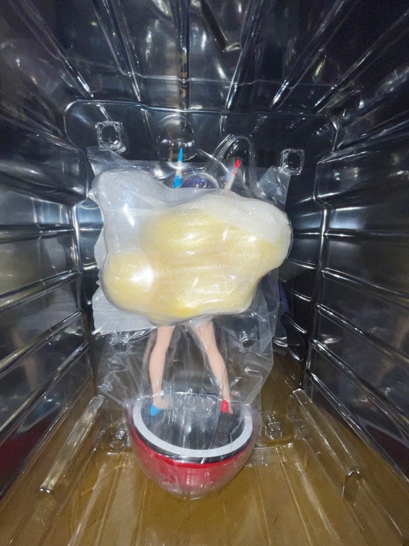 ポケモンセンター カミツレ & エモンガ フィギュア